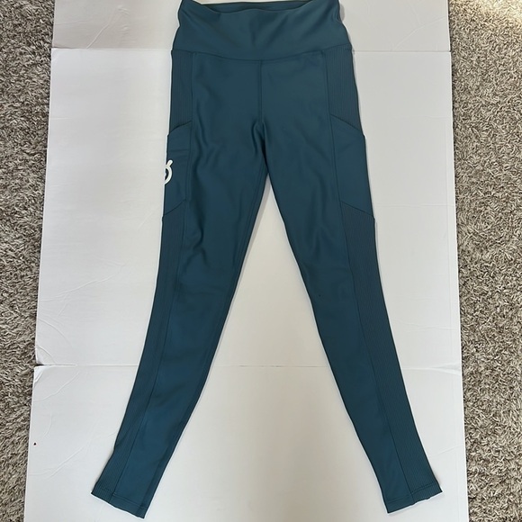 Pelton Leggings Athletic High Rise Show Up Pocket Teal Blue size Medium - Picture 12 of 16